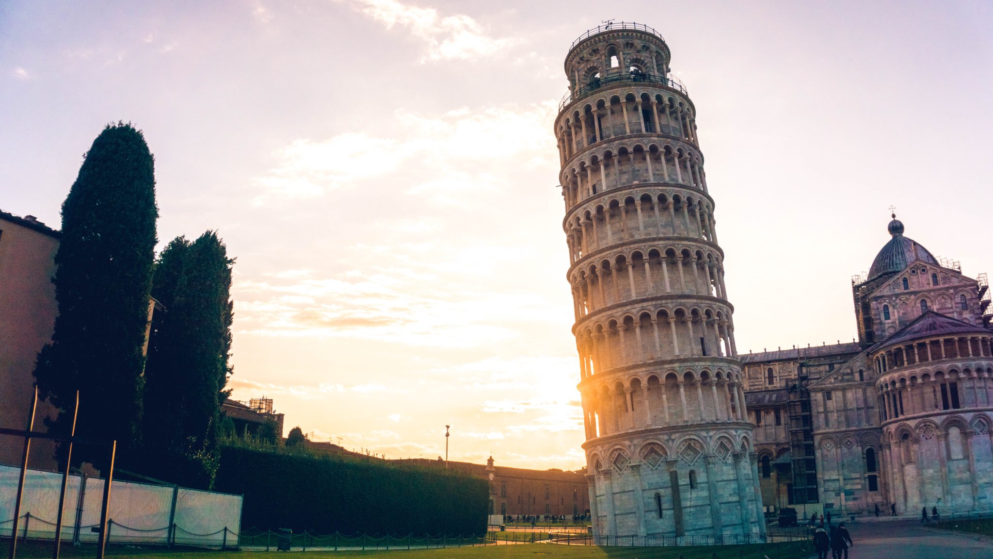 Pisa - best day trips from Florence | WORLD OF WANDERLUST