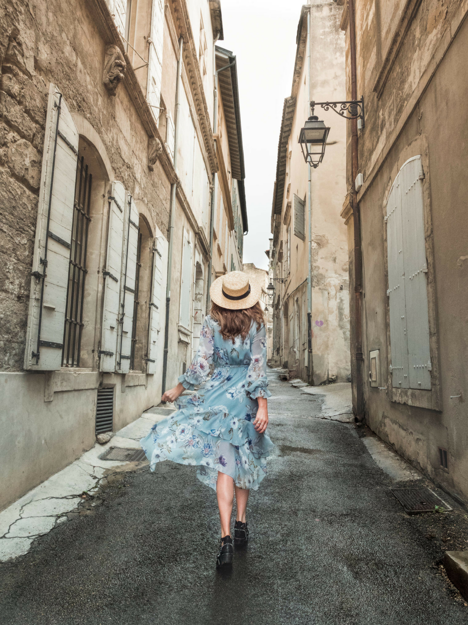 Guide to Arles | WORLD OF WANDERLUST