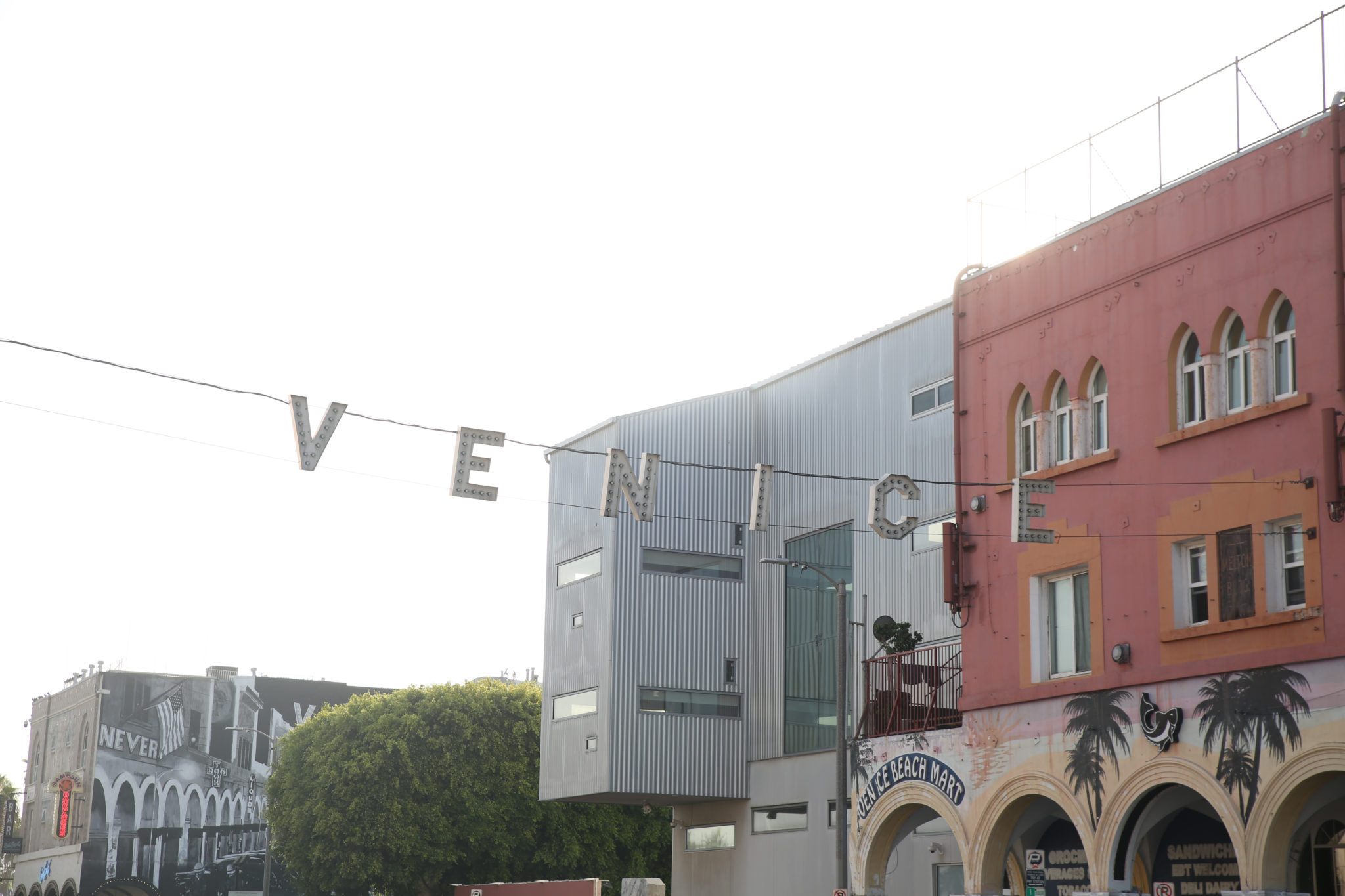 Guide to Venice California | WORLD OF WANDERLUST