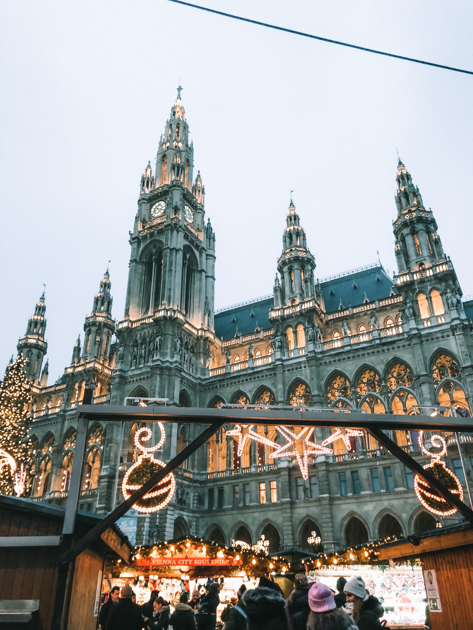 Christmas in Vienna Things to Do | WORLD OF WANDERLUST