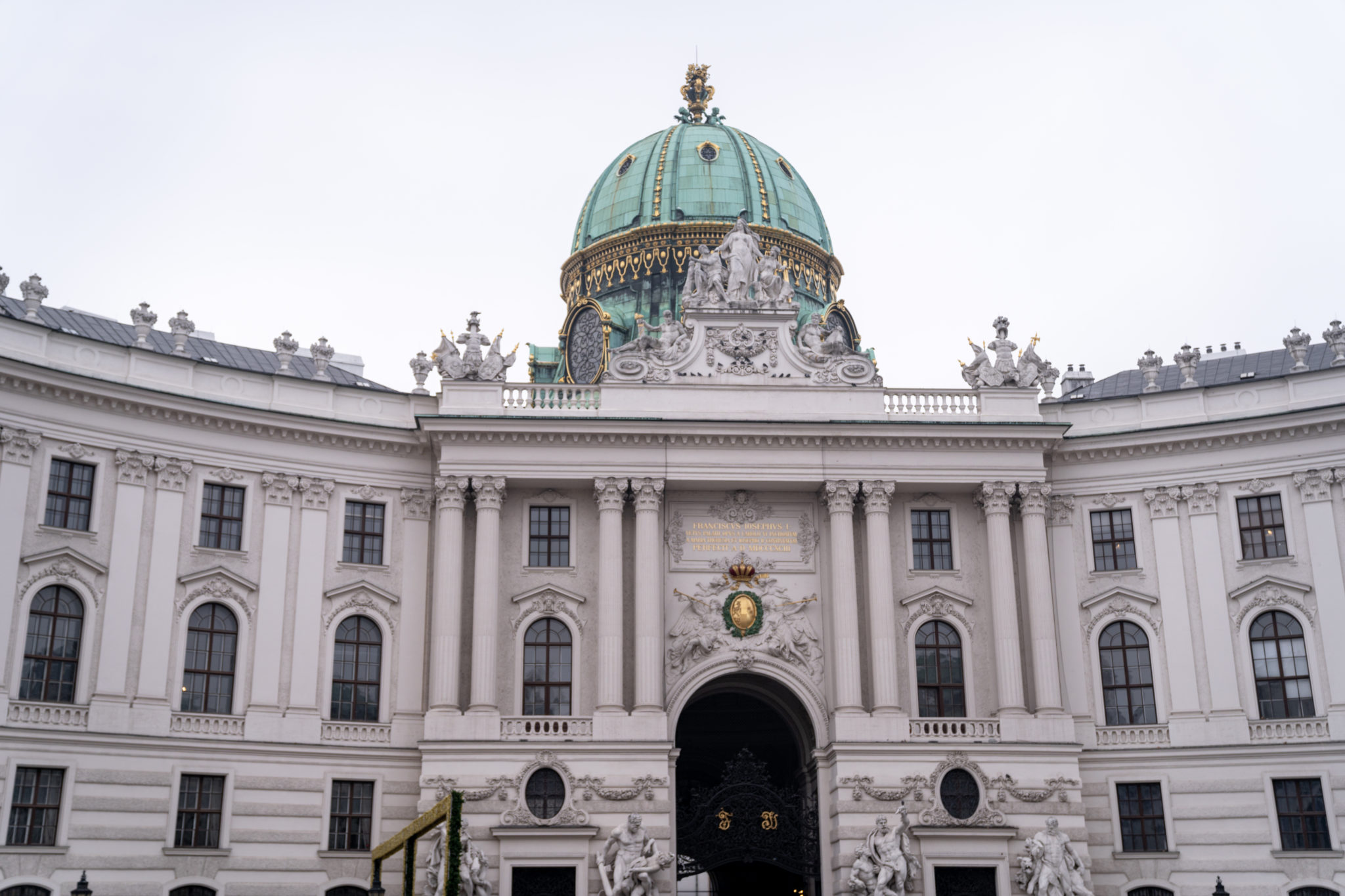 Christmas in Vienna Things to Do | WORLD OF WANDERLUST