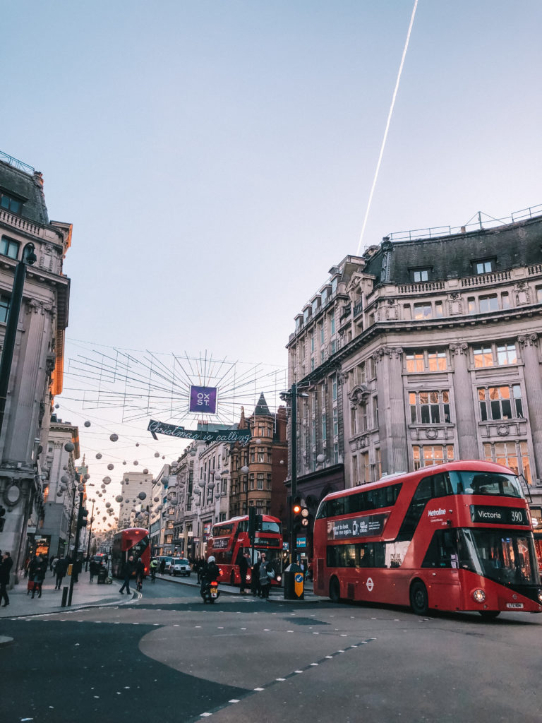 London at Christmas | WORLD OF WANDERLUST